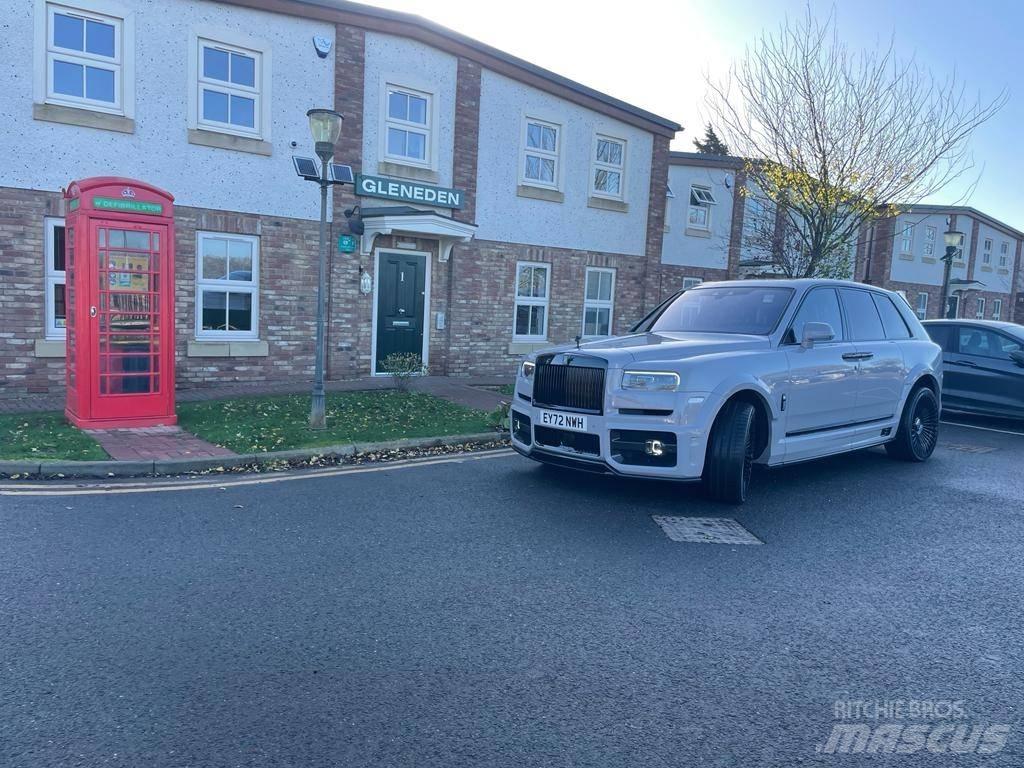 Rolls Royce Cullinan Henkilöautot