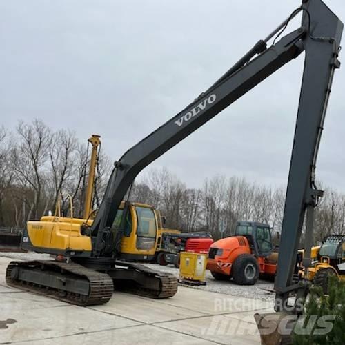 Volvo EC 240 LR Telakaivukoneet