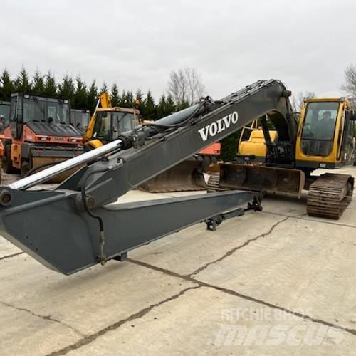 Volvo EC 240 LR Telakaivukoneet