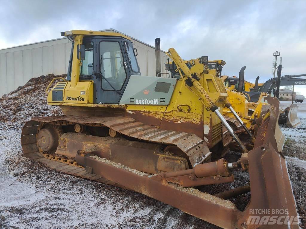 Komatsu D 65 PX-12 Telaketjupuskutraktorit