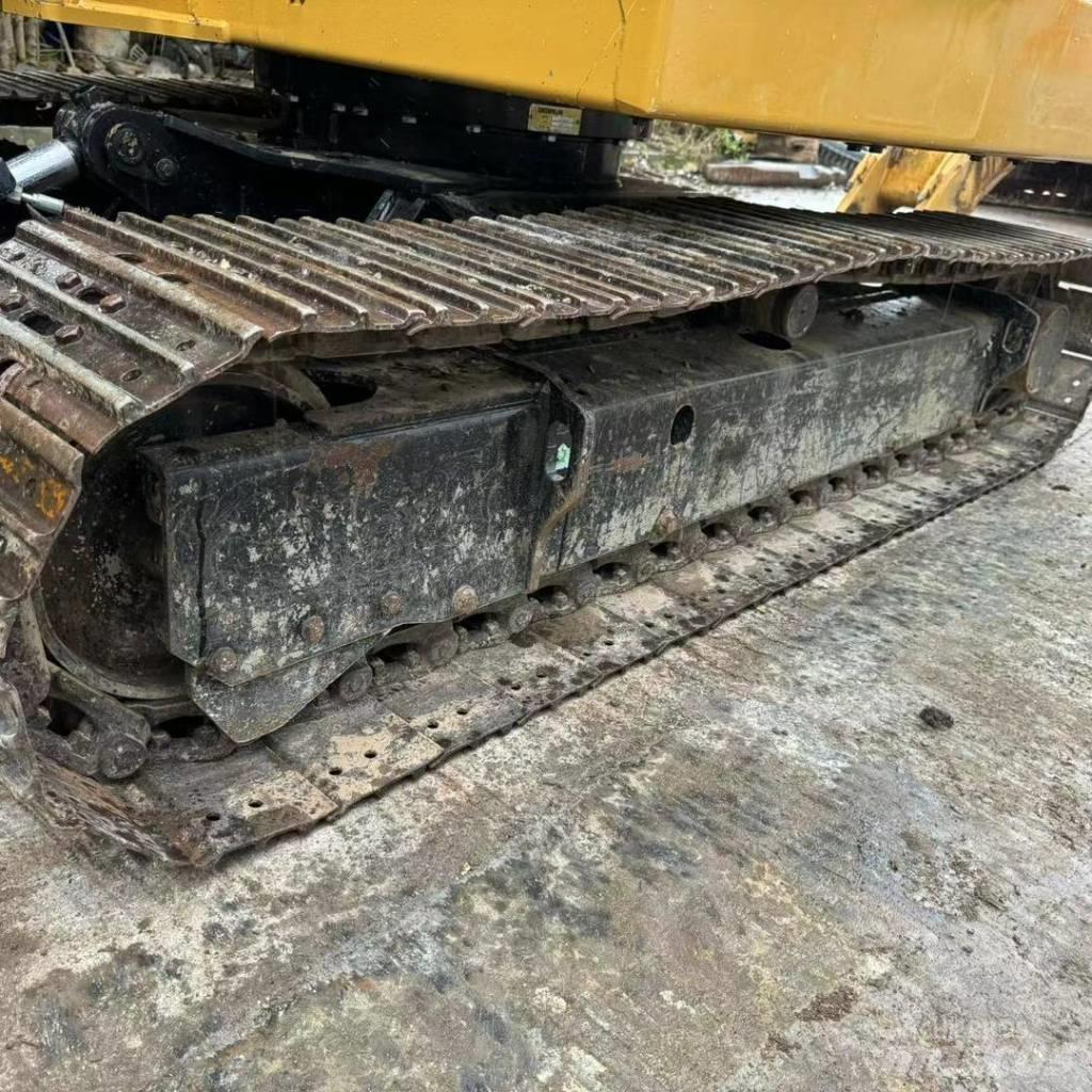 CAT 306 Telakaivukoneet