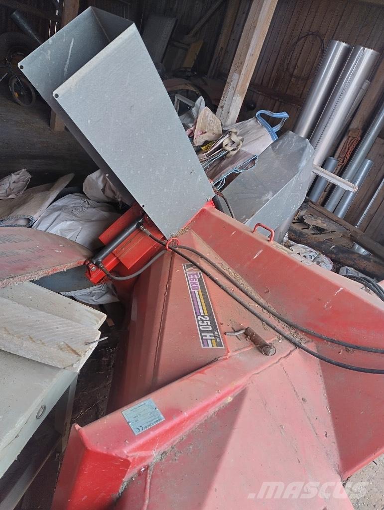 Esko 250 H Lumilingot