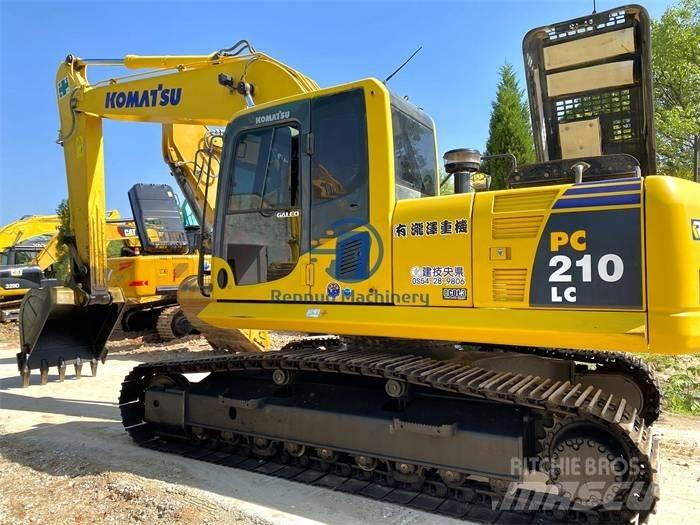 Komatsu PC 210 LC Telakaivukoneet