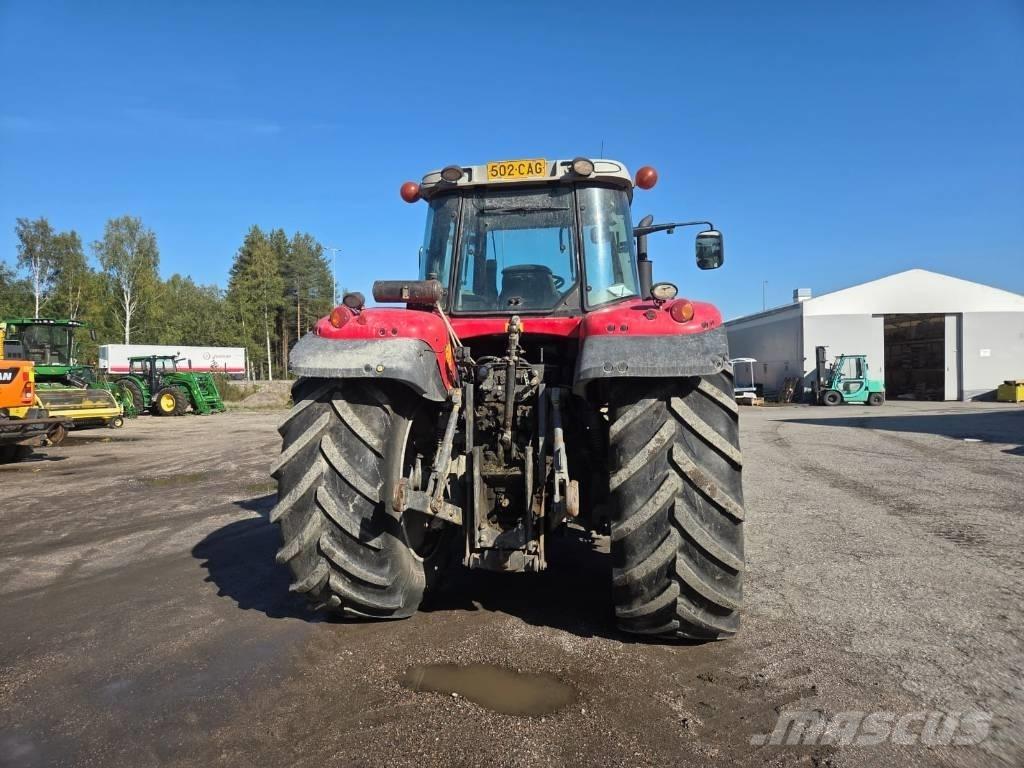 Massey Ferguson 7495 Traktorit