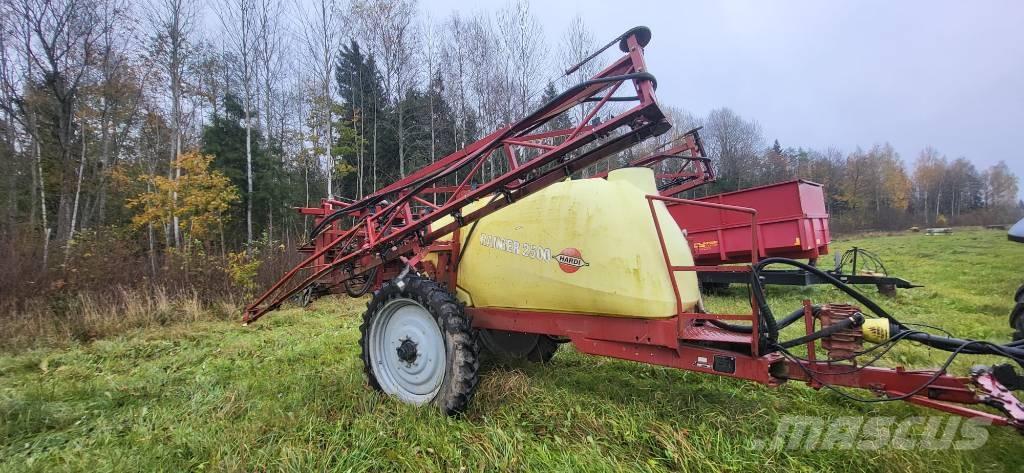 Hardi Ranger 2500 Hinattavat ruiskut