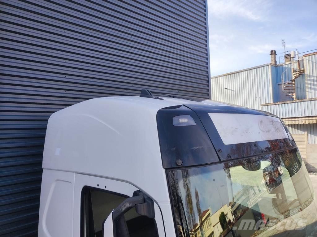 Volvo L2 H2 Ohjaamot ja sisustat