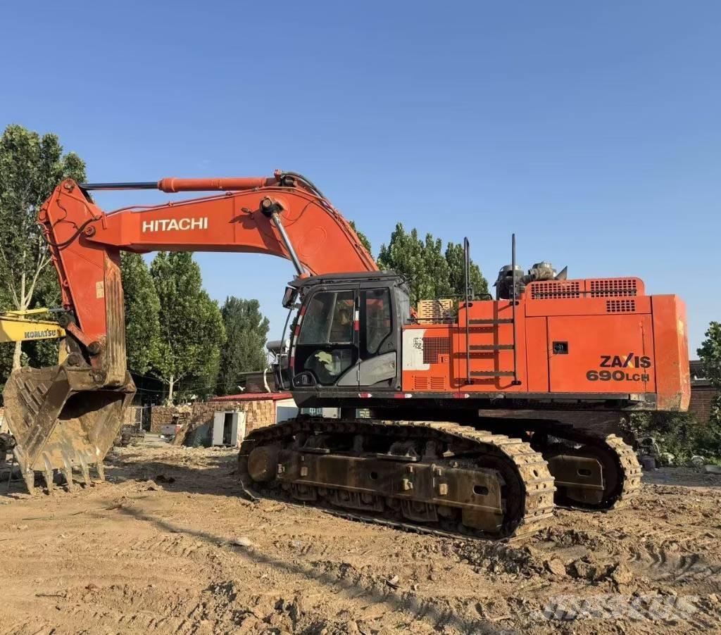 Hitachi ZX690LCH-5A Telakaivukoneet