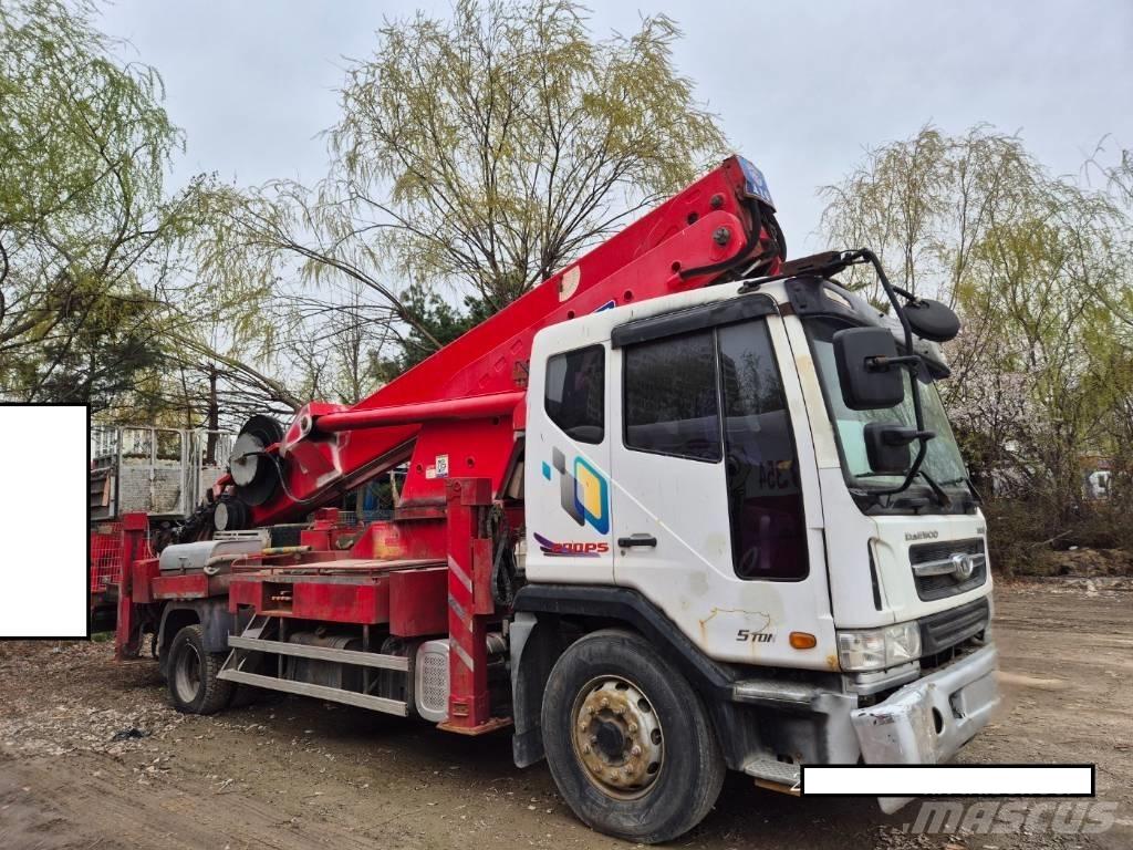 Horyong SKY450 Nostolava-autot
