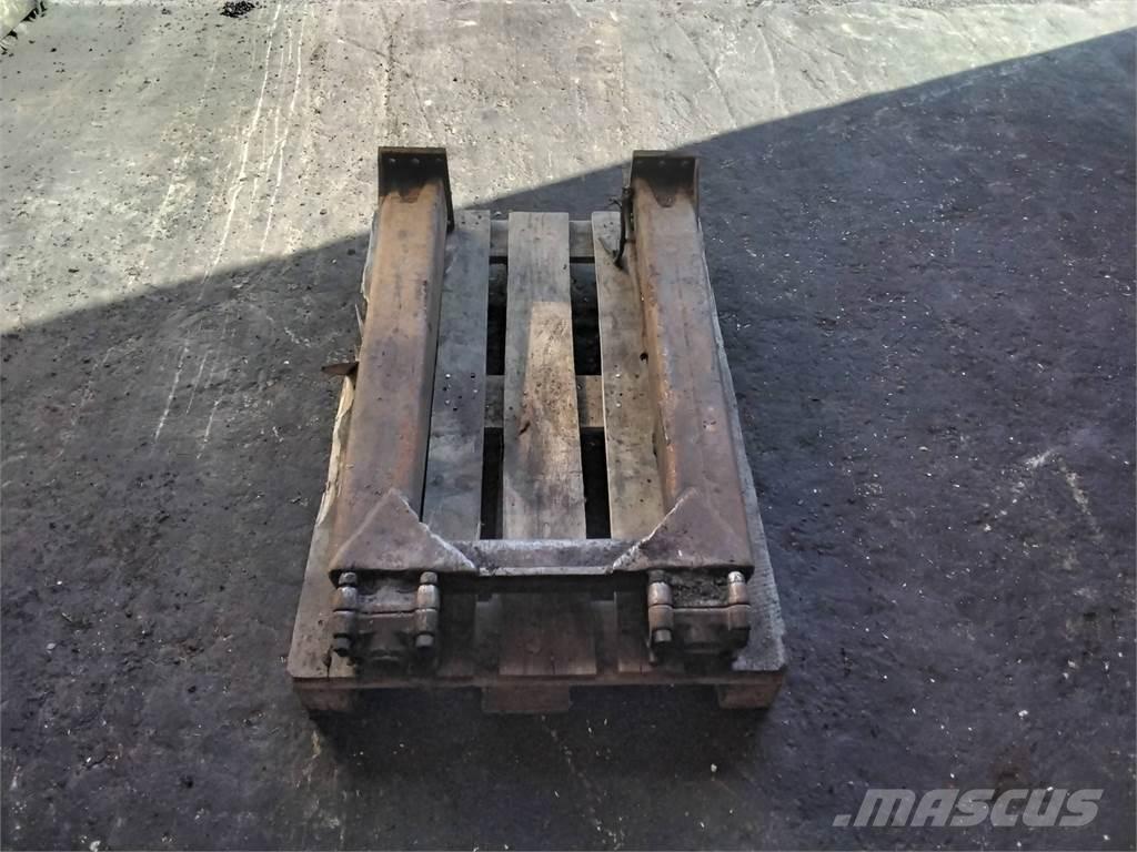  Minibrunett 578 Muut