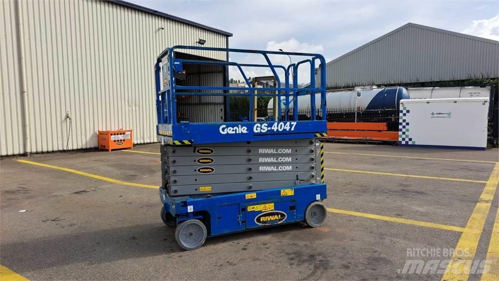 Genie GS4047 Saksilavat