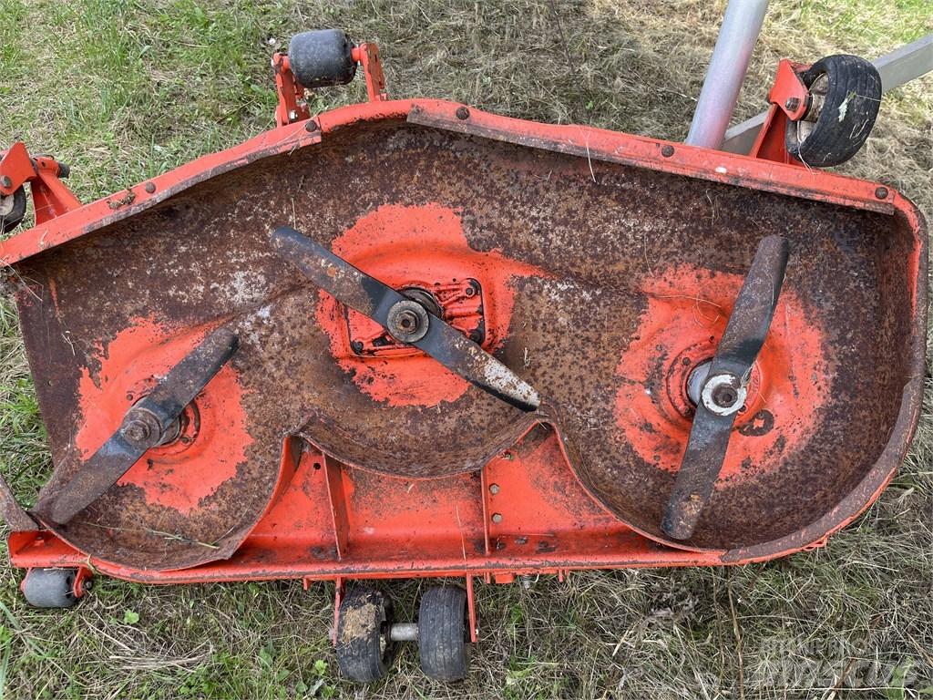 Kubota RCK 60-35 ST Pyörillä varustetut leikkurit