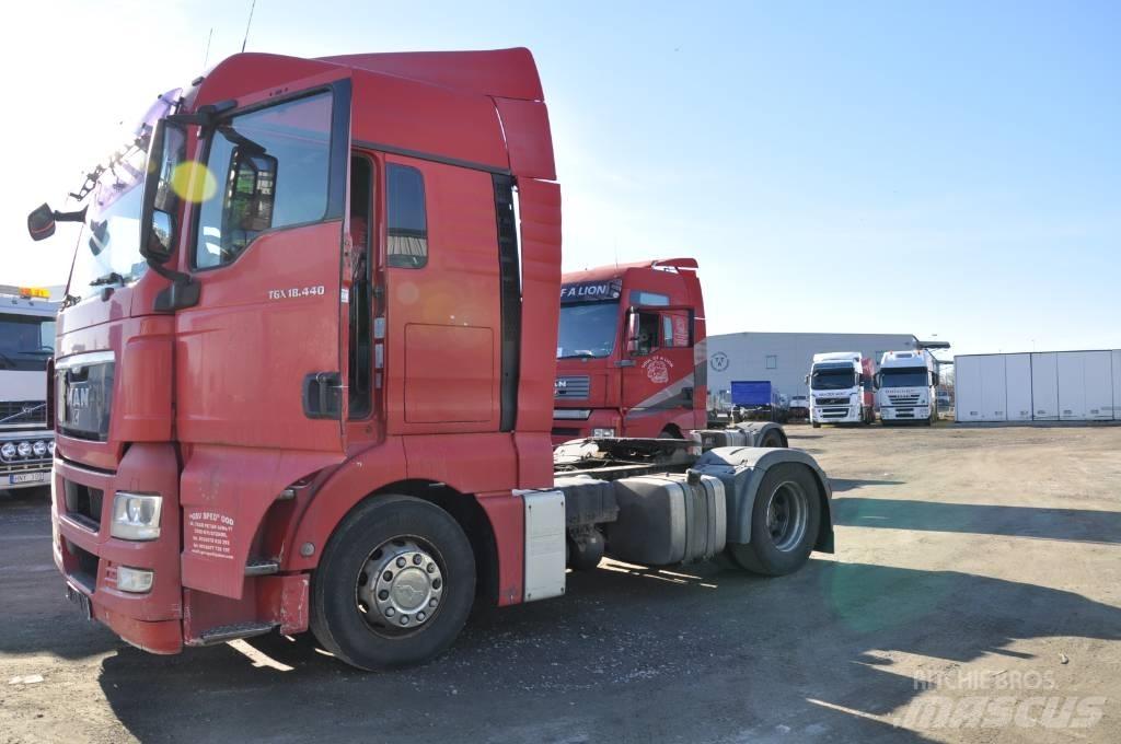 MAN TGX18.440 4X2 Vetopöytäautot