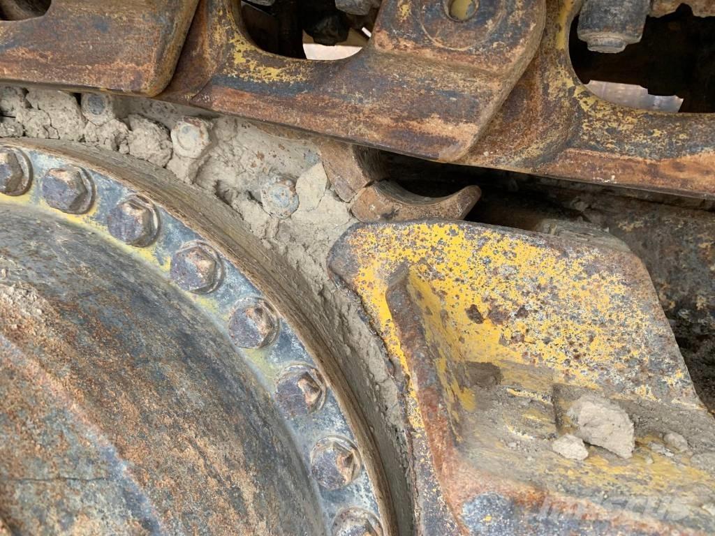 Komatsu D 61 PX-23 Telaketjupuskutraktorit