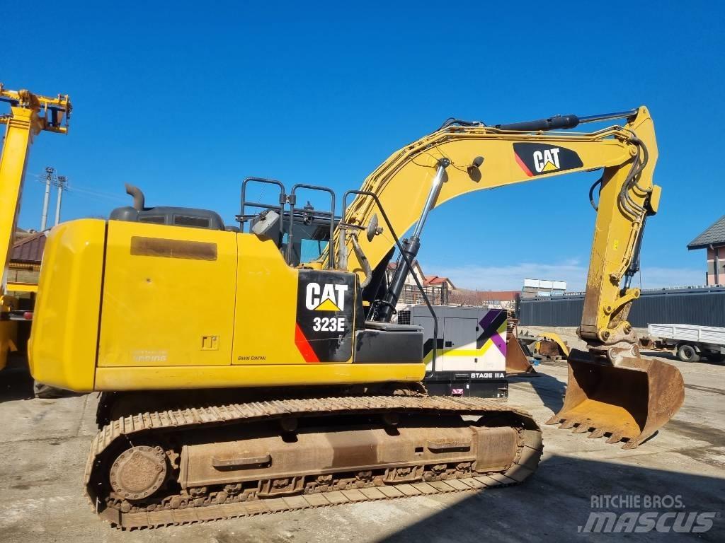 CAT 323 EL Telakaivukoneet