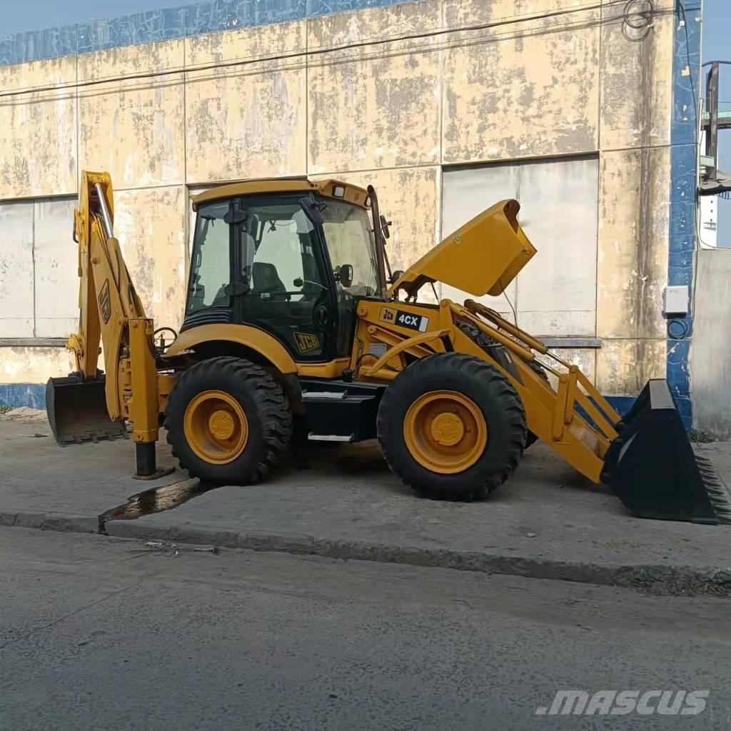 JCB 4CX Kaivurikuormaajat