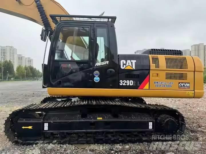 CAT CAT329D2L Midikaivukoneet 7t - 12t