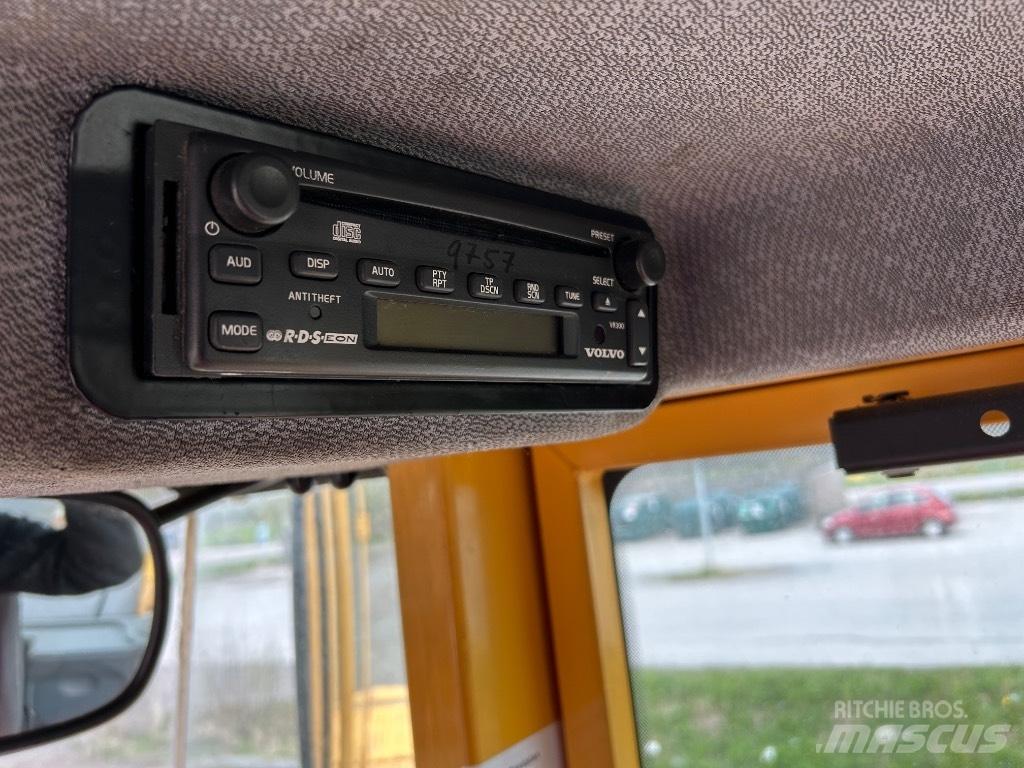 Volvo L 120 E Pyöräkuormaajat