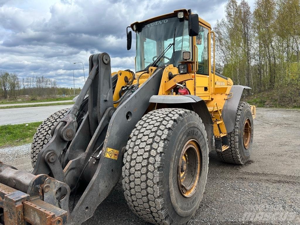 Volvo L 120 E Pyöräkuormaajat