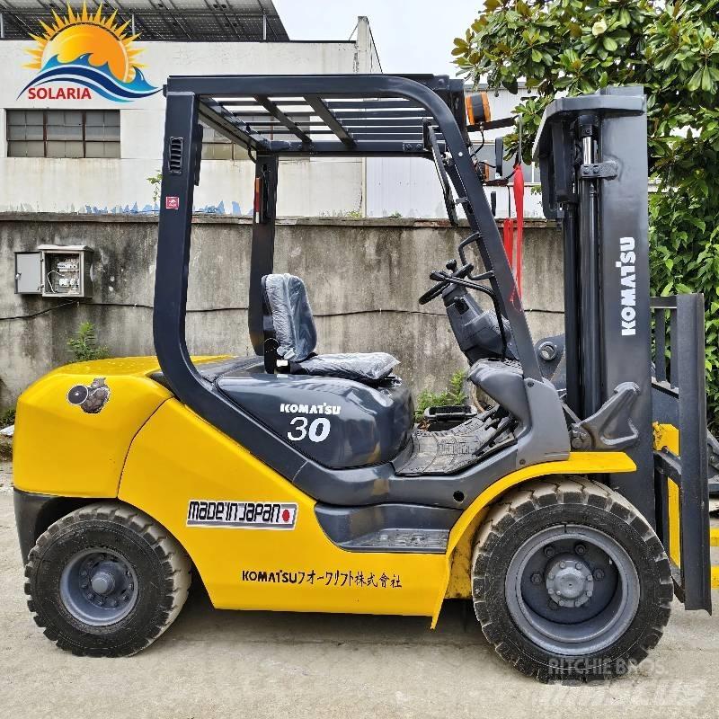 Komatsu 30 Dieseltrukit