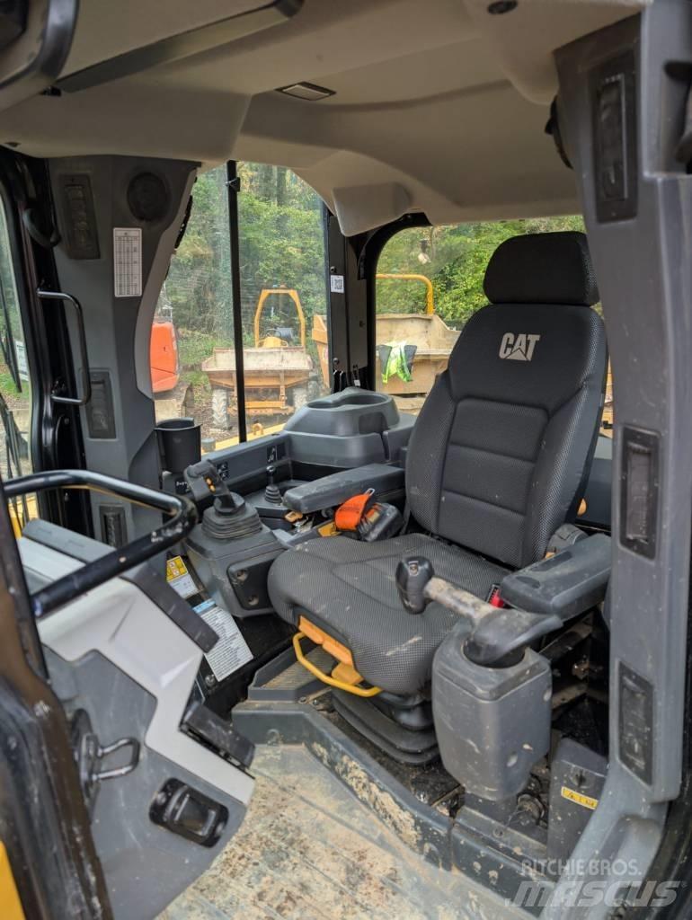 CAT D 6 LGP Telaketjupuskutraktorit