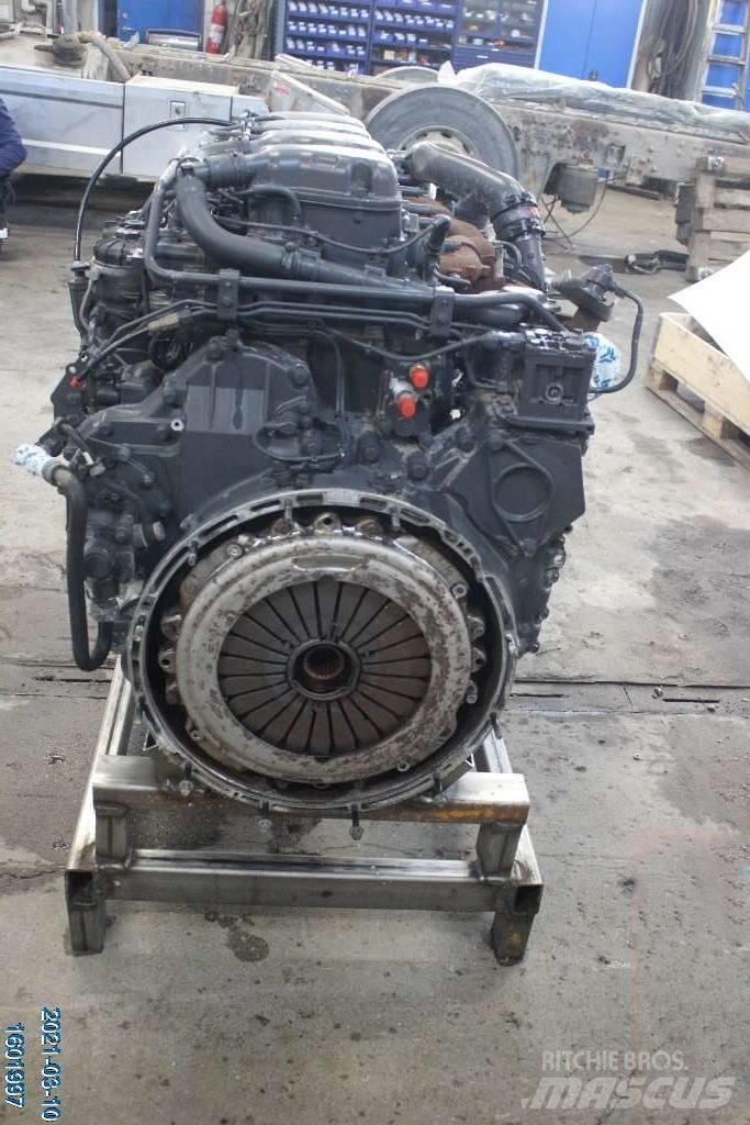 Scania P 320 B Moottorit