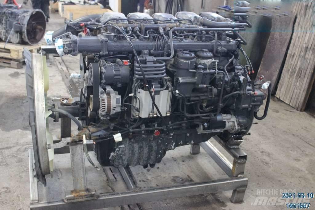 Scania P 320 B Moottorit