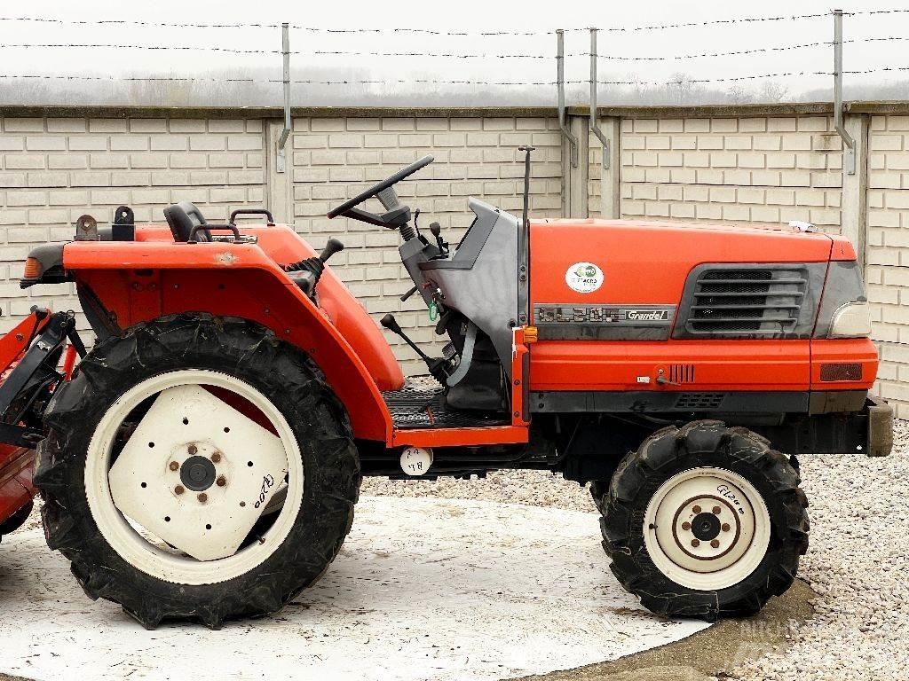 Kubota GL200 Traktorit
