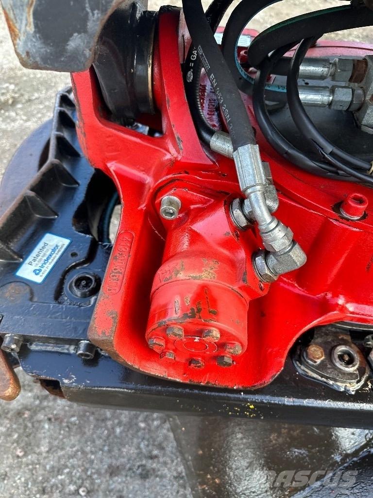 Takeuchi TB 2150 R Telakaivukoneet