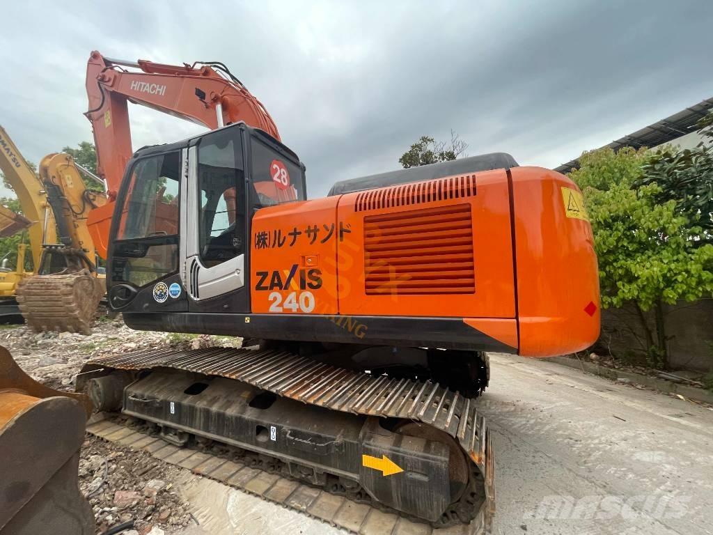 Hitachi ZX 240 Telakaivukoneet