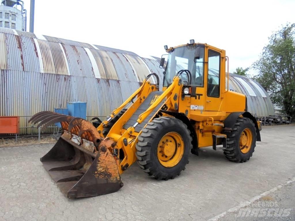 JCB 411 B HT Pyöräkuormaajat