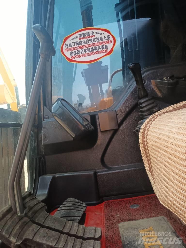 Volvo EC 240 Telakaivukoneet