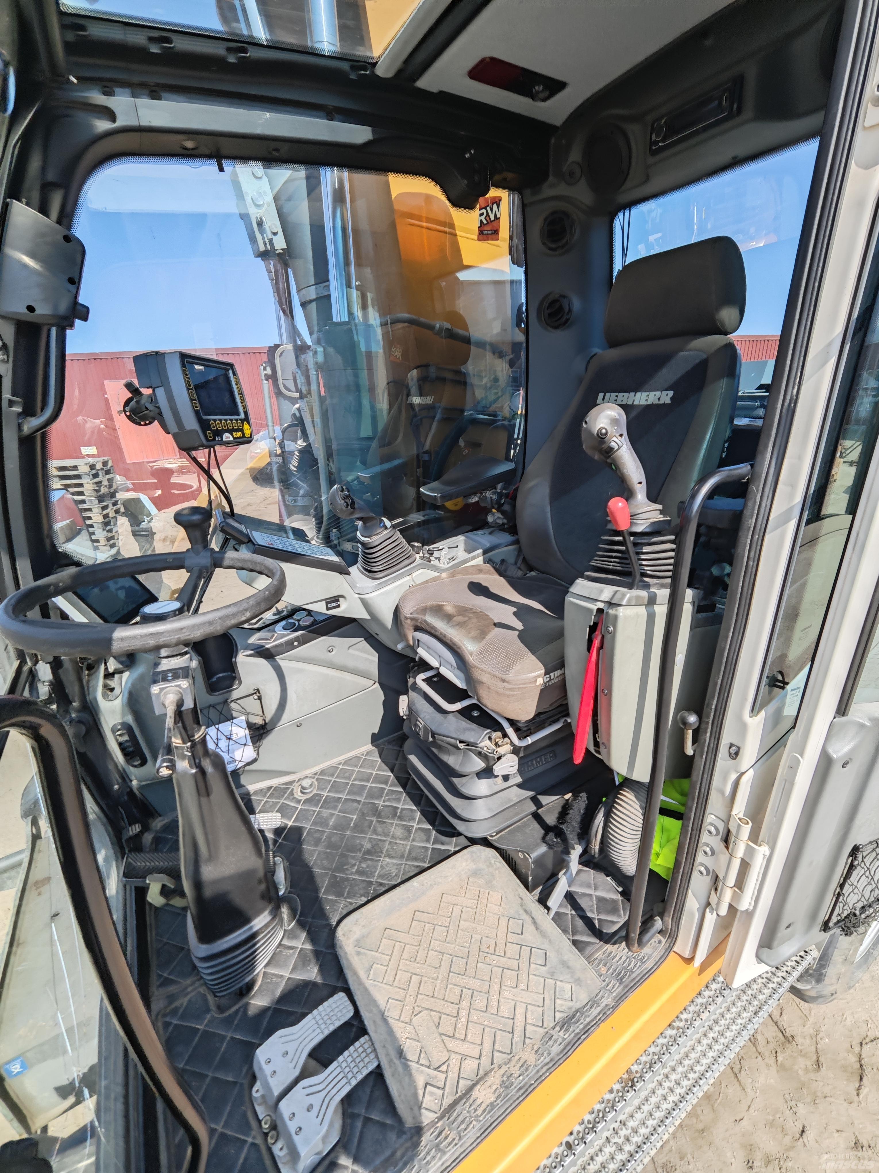 Liebherr 914 C Pyöräkaivukoneet