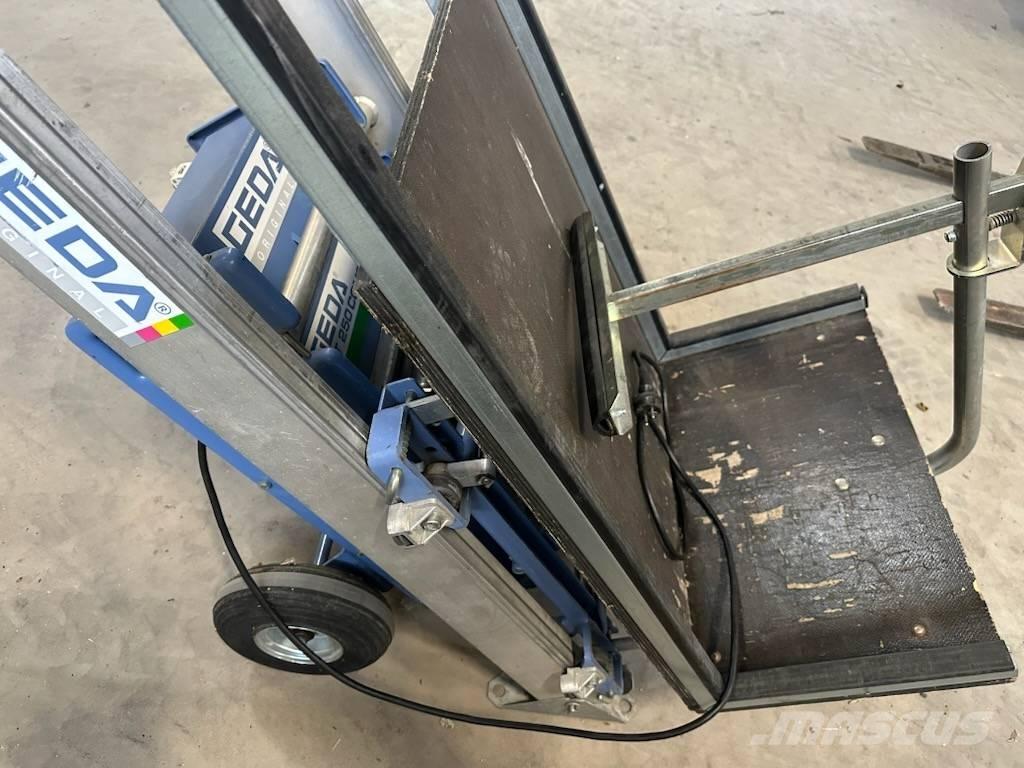 Geda Comfort 250 Vinssit, nostolaitteet ja materiaalinostimet