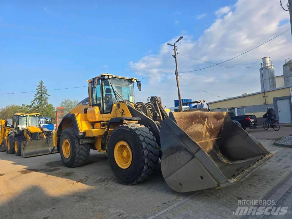 Volvo L 180 H Pyöräkuormaajat