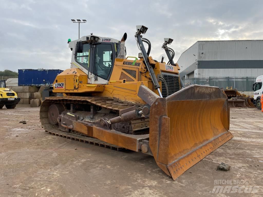 Liebherr PR 746 Telaketjupuskutraktorit