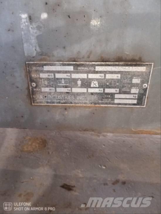 JLG 600 AJ Kuukulkijat