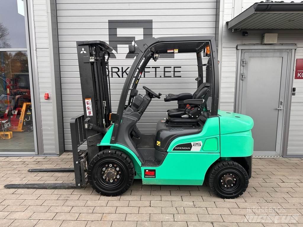 Mitsubishi FD25N3 Dieseltrukit