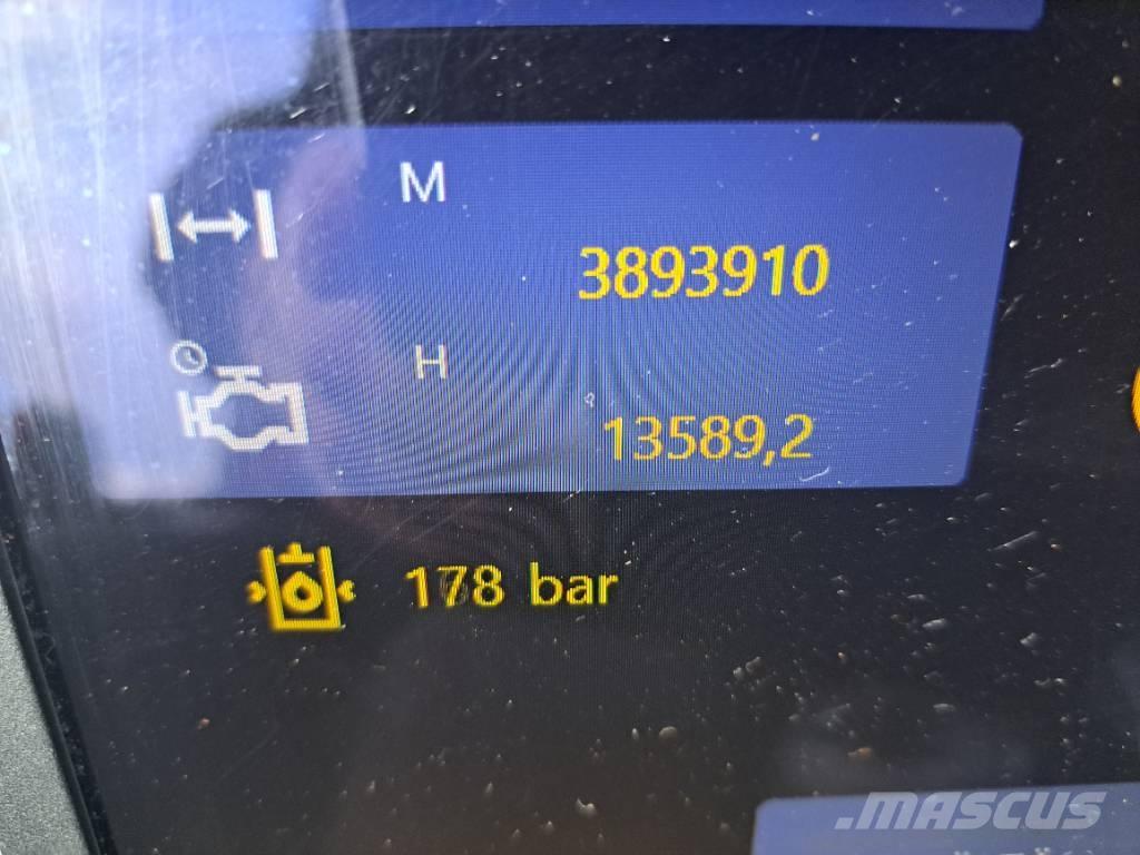 Komatsu 901xc Harvesterit