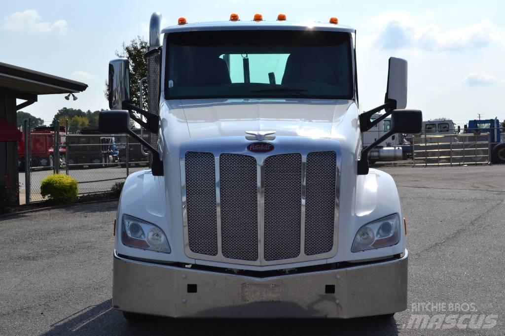 Peterbilt 579 Vetopöytäautot