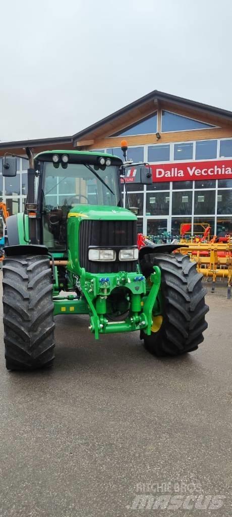 John Deere 6820 Traktorit