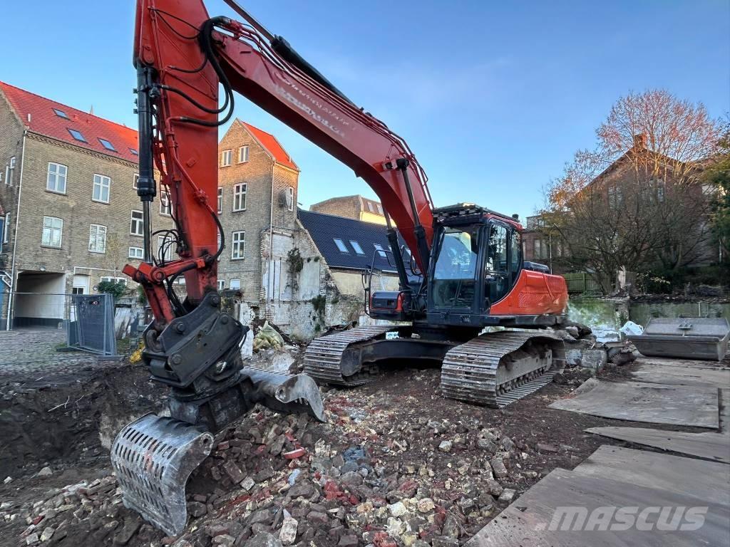Doosan DX 255 LC-3 Telakaivukoneet