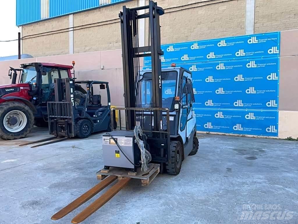 TEU FLB25 Muut haarukkatrukit