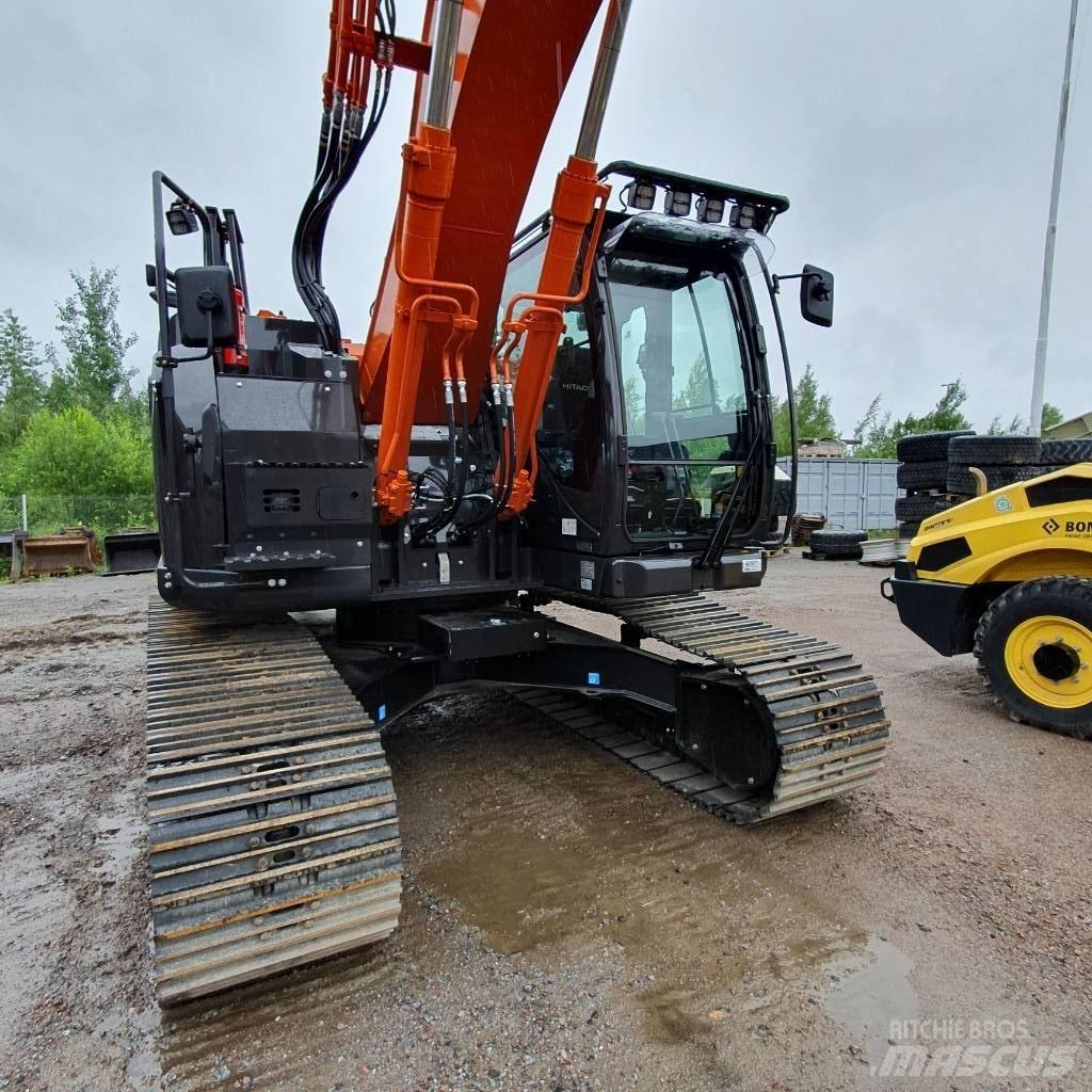 Hitachi ZX225USRLC-7 Telakaivukoneet