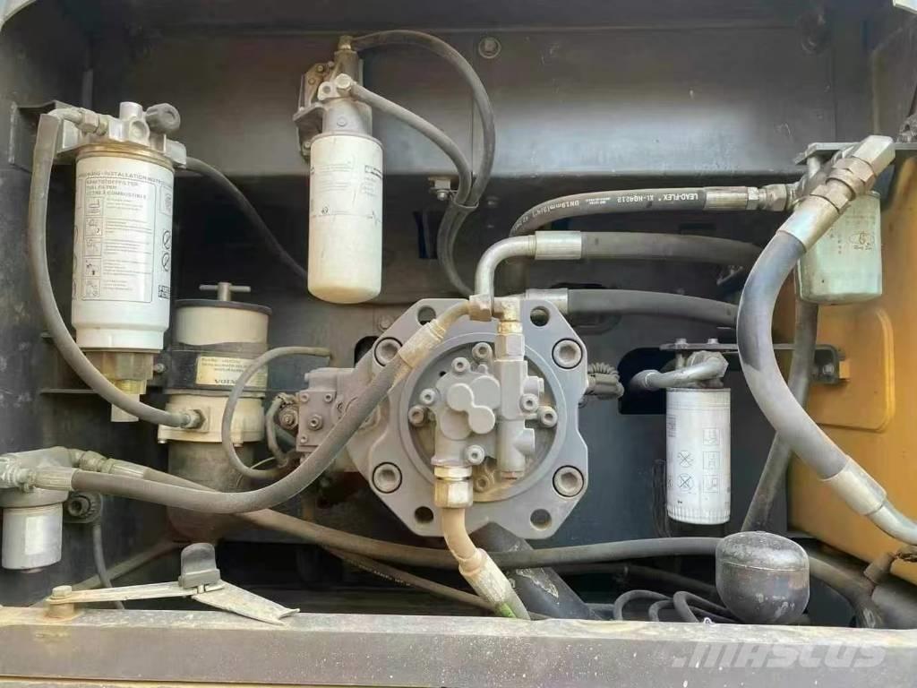 Volvo EC 350DL Telakaivukoneet