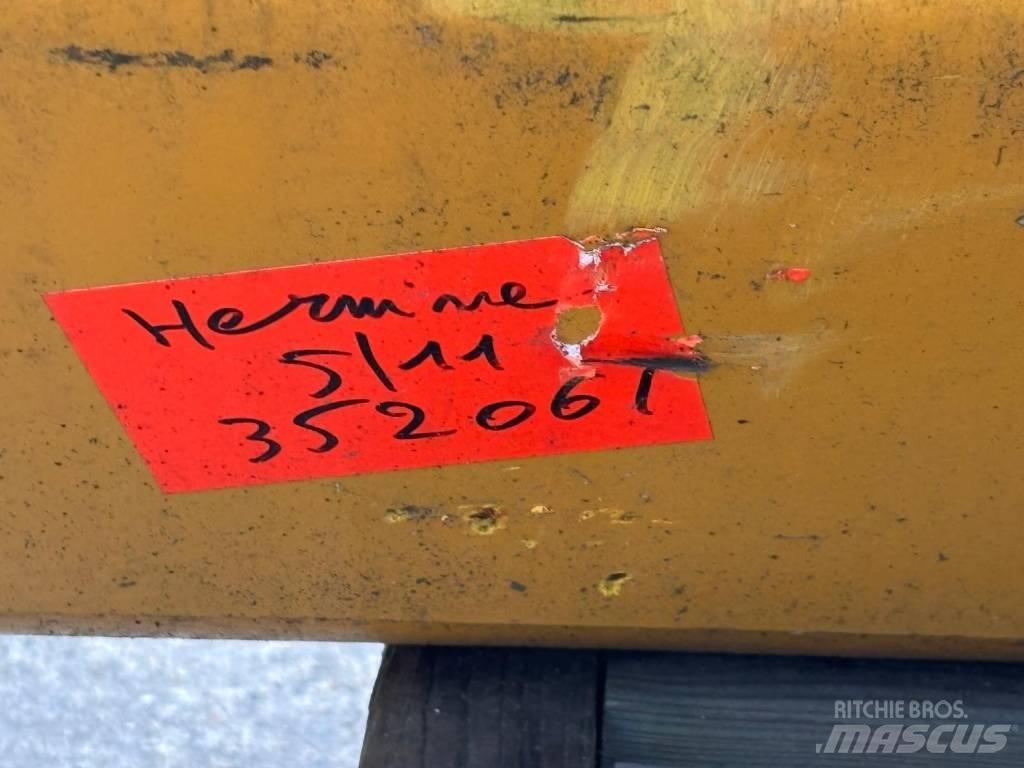 Volvo Tailgate Muut