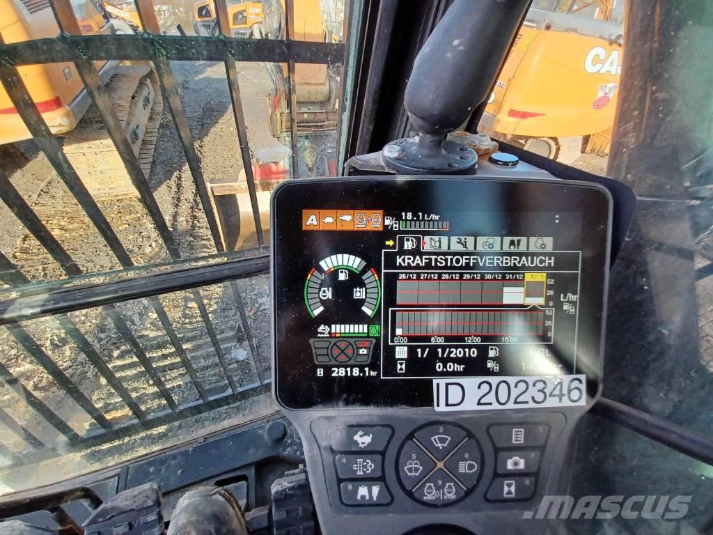 CASE CX 370 D Telakaivukoneet