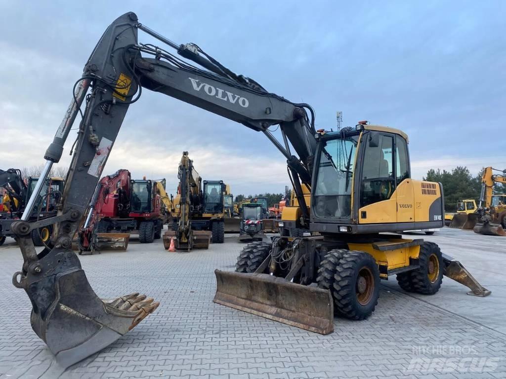 Volvo EW 140 C Pyöräkaivukoneet