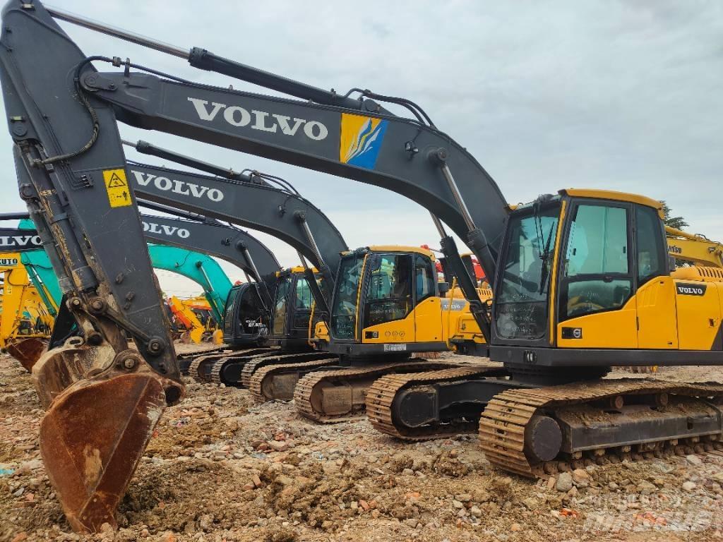Volvo EC220D Telakaivukoneet