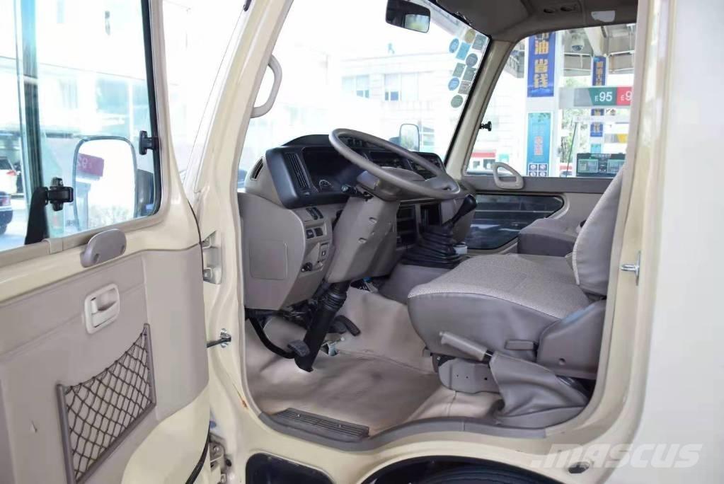 Toyota Coaster Linjaliikennebussit