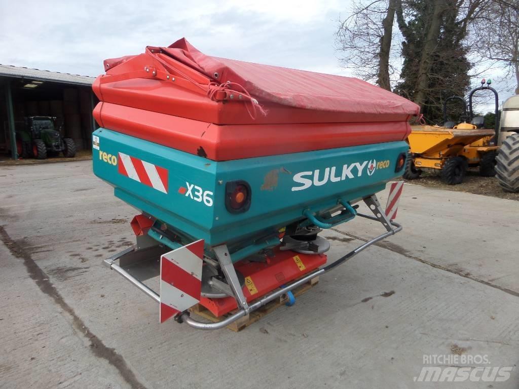Reco SULKY X36 Lannoitteenlevittimet